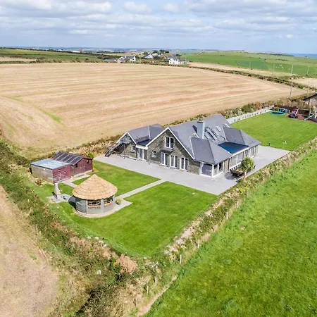 Ferienhaus Ocean View,kinsale, Hosted By Exquisite Homes, Sleeps 22 *