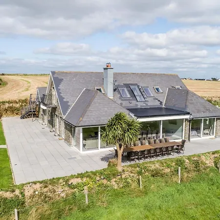 Ferienhaus Ocean View,kinsale, Hosted By Exquisite Homes, Sleeps 22 *